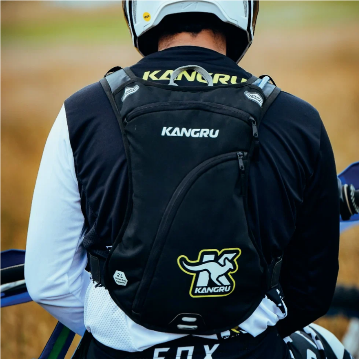 Maleta Kangru de Hidratación M Kangru - 2 Litros (Hydration Pack M)